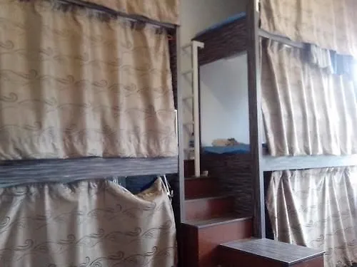 Spot On 90236 Zigzag Travellers Home Kuala Lumpur